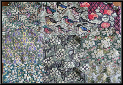 Marguerite-Paulet-plusieurs-coussins-de-chaises